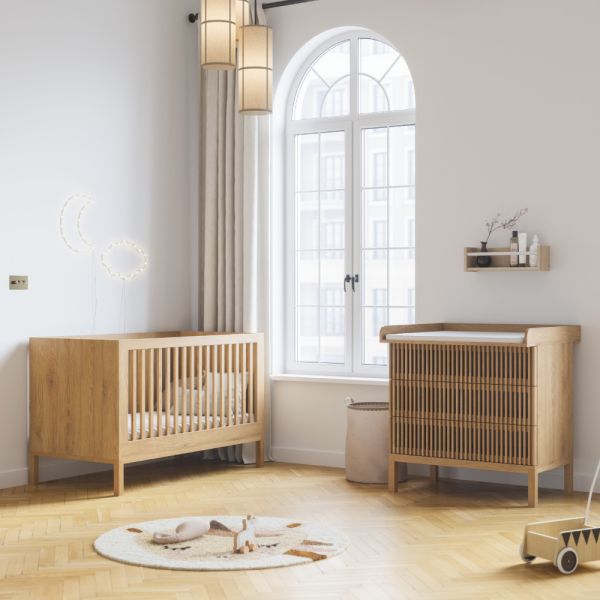 2-TEILIGES BABYZIMMER SET «JAPANDI» MITWACHSENDES BABYBETT & KOMMODE
