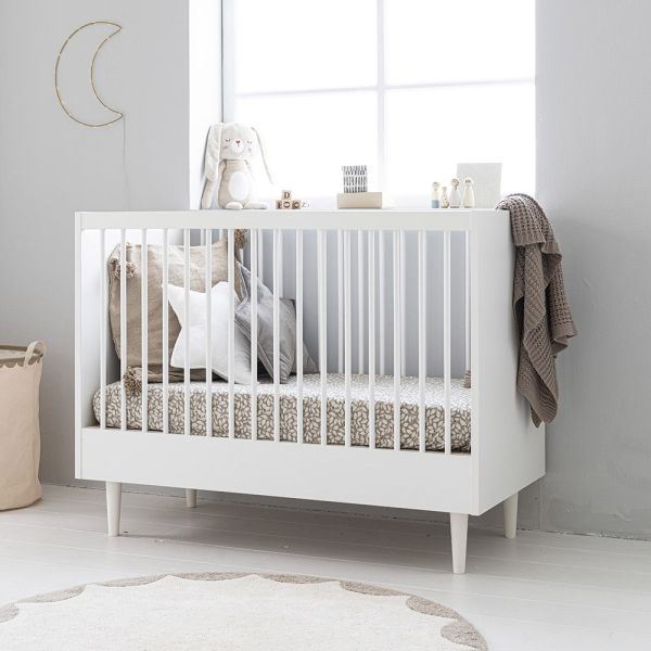 Babybettchen Etoil 120x60 cm in weiß von Petite Amélie