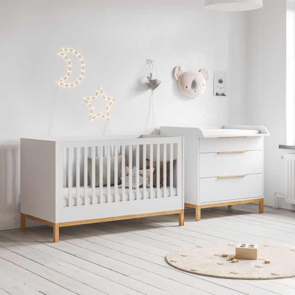 MITWACHSENDES BABYZIMMER «SOIE» 2-TEILIG | MITWACHSENDES BABYBETT UND KOMMODE | WEIß