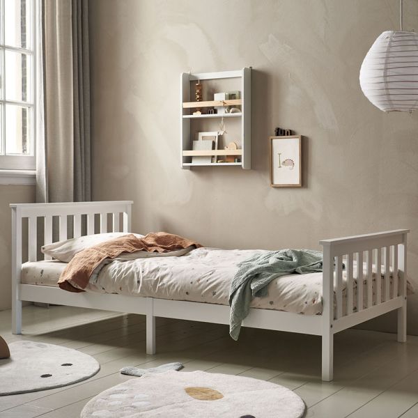 Kinderbett aus Holz in Weiss 200x90 cm von Petite Amélie