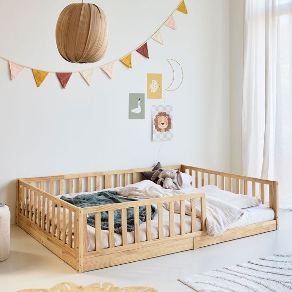 Bodenbett 140x200 aus Holz Modell Nid in Natur von Petite Amélie