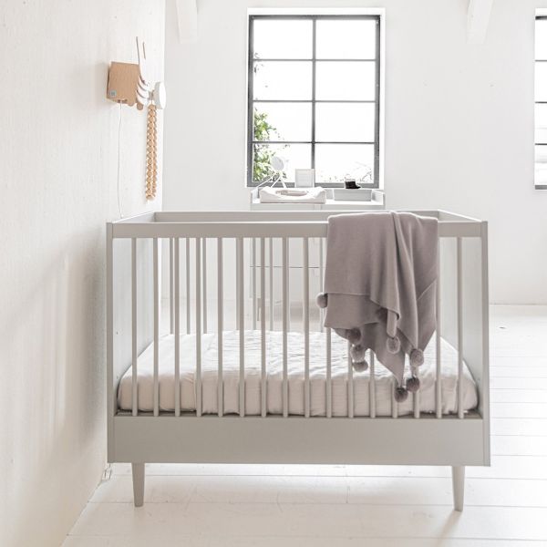 Etoile mitwachsendes Bett grau