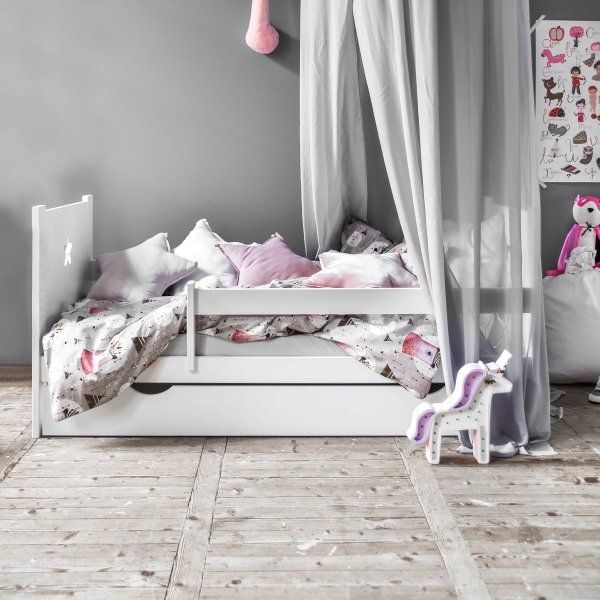 Junior Bett "Nuit" weiß 160x70 von Petite Amélie | 2-9 Jahre