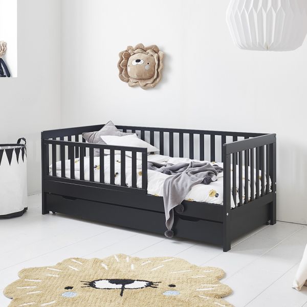 Kinderbett Plume in schwarz von Petite Amélie