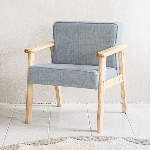 Sessel aus Holz in Blau von Petite Amélie