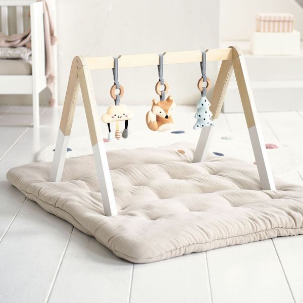 Spielbogen Baby inklusive Zubehör aus Holz von Petite Amélie