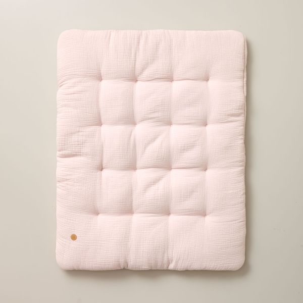 Spielmatte baby 110x85 musselin in rosa von Petite Amélie