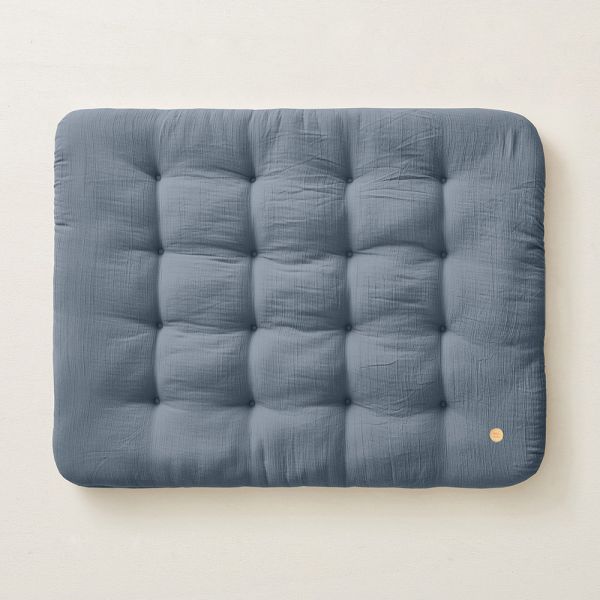 Spielmatte in blau, 110x85cm von Petite Amélie