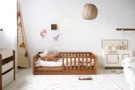 Bodenbett Walnuss 70x140 cm aus der Nid Kollektion von Petite Amélie
