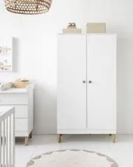 Kleiderschrank für das Kinderzimmer von Petite Amélie 