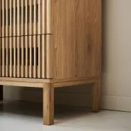 Kommode aus melamine holz in naturel japandi stil von Petite Amélie