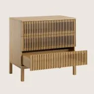 Kommode für babyzimmer natur holz in japandi stil aus eiche holz von Petite Amélie