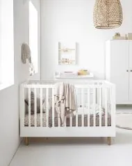 Mitwachsendes Babybett Bocca in weiß von Petite Amélie 