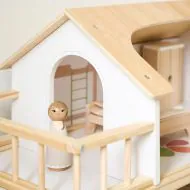 Puppenhaus mit Treppe Blanche 80cm in Weiß von Petite Amelie