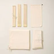 Tipi Zelt für Kinder mit Bodenmatte 158 cm hoch aus Baumwolle und Kiefernholz in beige von Petite Amélie