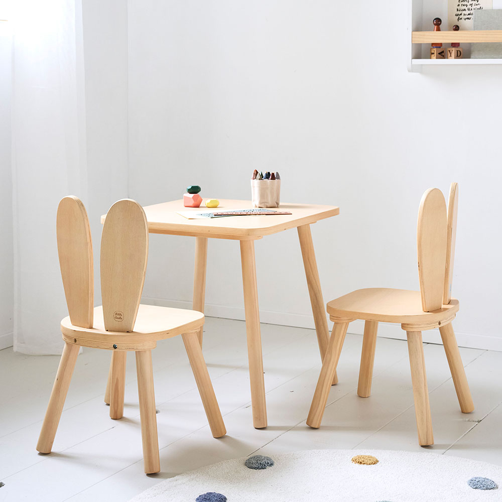 Kindertischset mit Häschenstühlen Weiß