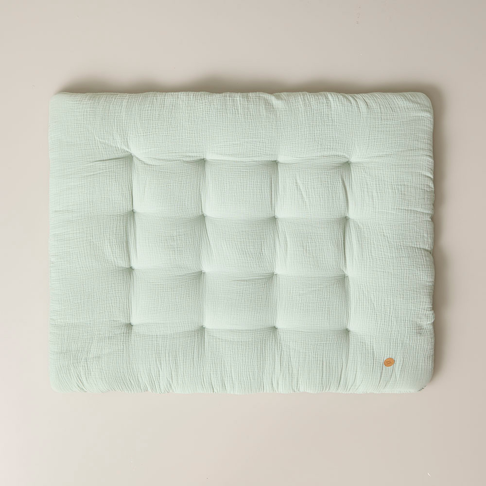 Spielmatte «BISCUIT» aus Musselinstoff | 110 x 85 cm | Grün