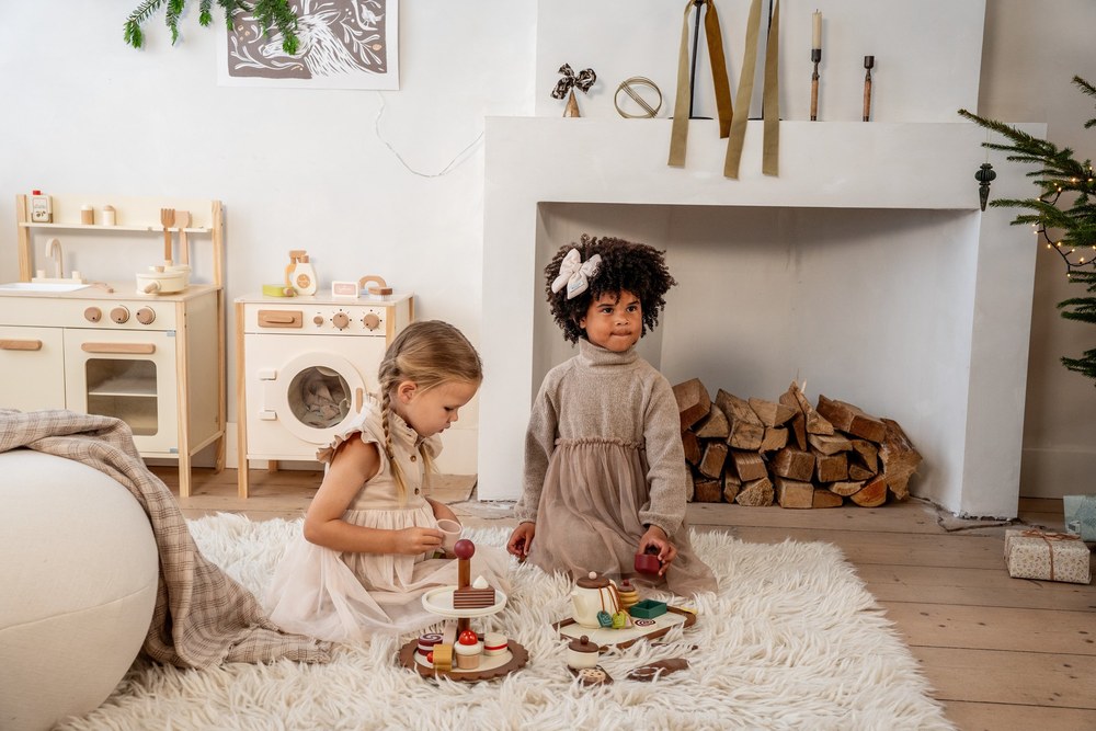 Holzspielzeug-Torte und Holzgemüse, Geschenke unter 25 Euro