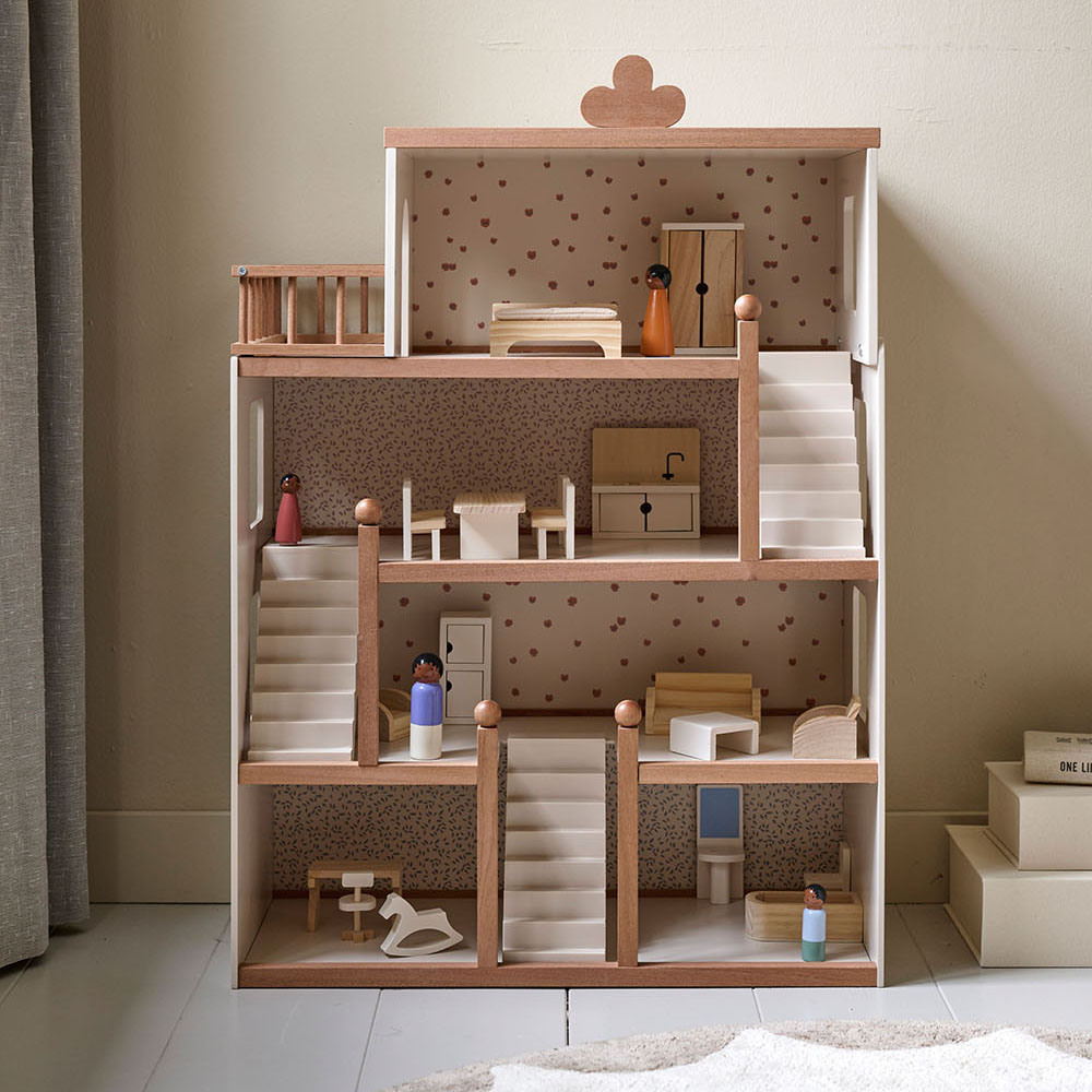 Puppenhaus aus Holz mit Möbeln von Petite Amélie